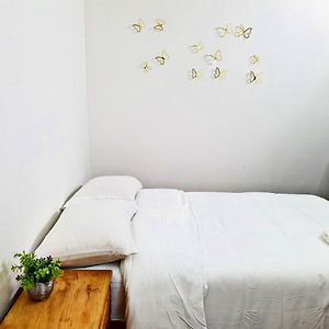 Single Room Private Bathroom